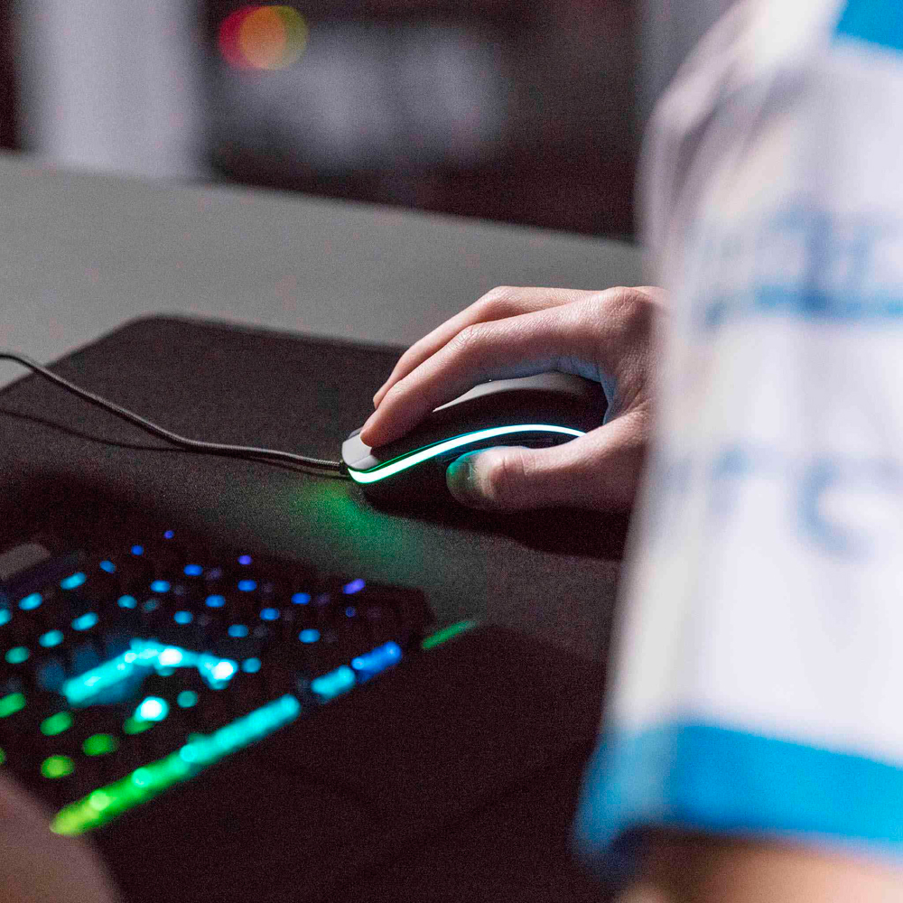 Мышь HyperX Pulsfire Surge игровая 