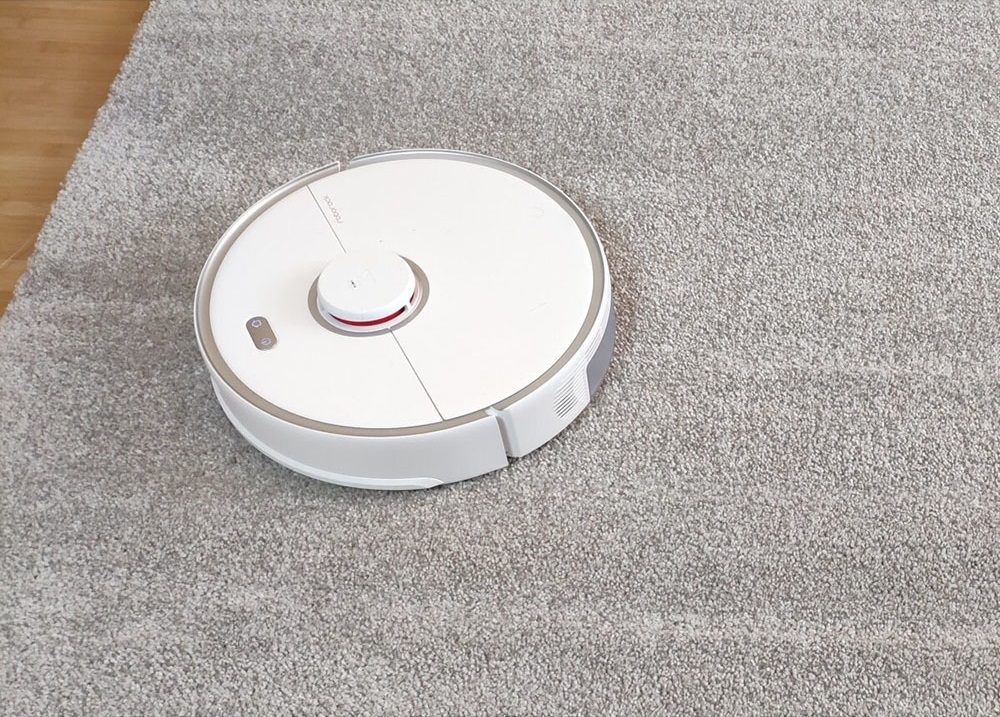 Roborock wifi. Робот-пылесос Roborock s5 Max белый. Xiaomi Roborock s5 Max White. Робот-пылесос Xiaomi Roborock s5. Roborock Vacuum Cleaner s5 Max White.