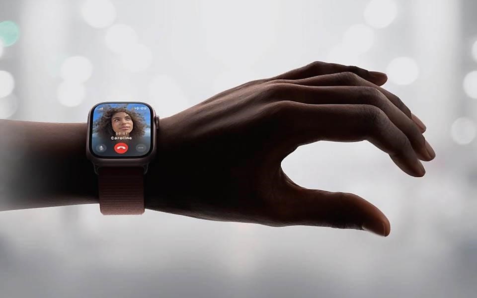 На Apple подали в суд за то, что смарт-часы Apple Watch якобы небезопасны - YouT