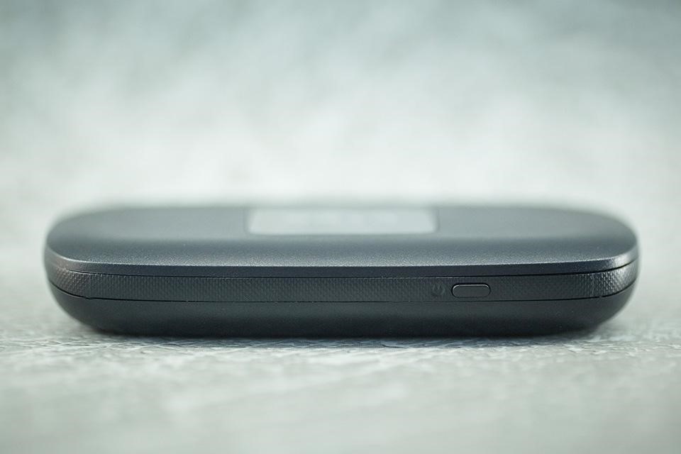 Роутер МТС 81321FT MiFi LTE sim-lock Черный. Роутер МТС 81321FT MiFi ...