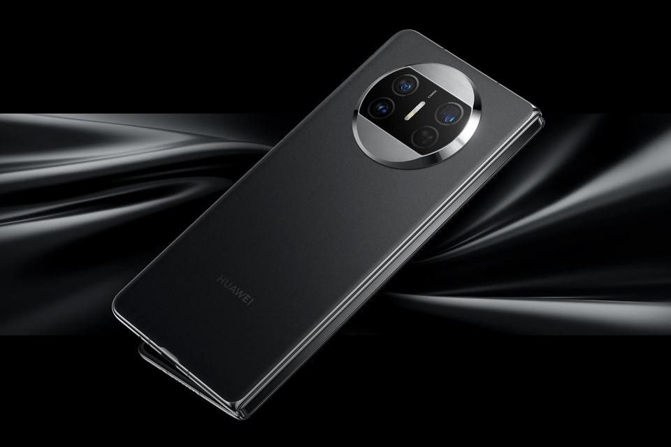 Смартфон HUAWEI Mate X3 12/512Gb Тёмно-зелёный: купить по цене 119 