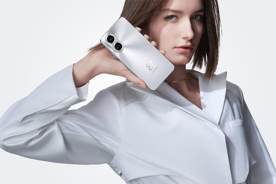 Смартфон HUAWEI nova 10 SE 8/256Gb Сияющий черный: купить по цене 10 ...